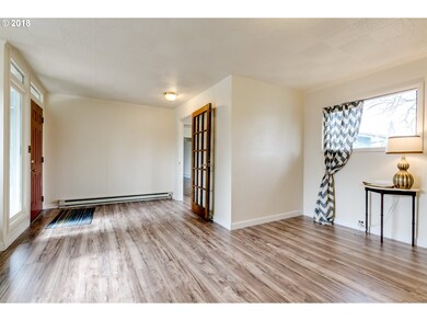 2095 5th St, Springfield, OR 97477 - photo 7