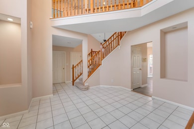 10747 Red Pine Dr, Fishers, IN 46037 - photo 3