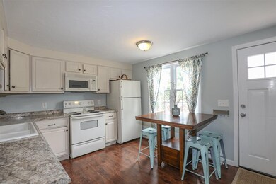 26 Fairway Rd unit A, Londonderry, NH 03053 - photo 4