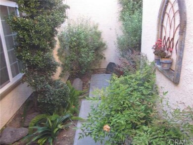 Private front court yard