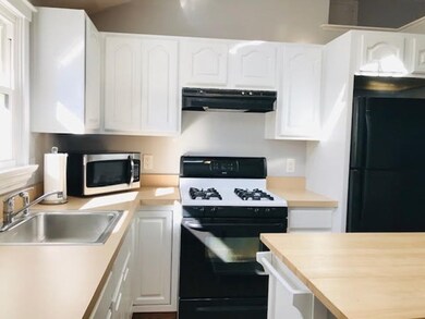 11 Genetti Cir, Bedford, MA 01730 - photo 4