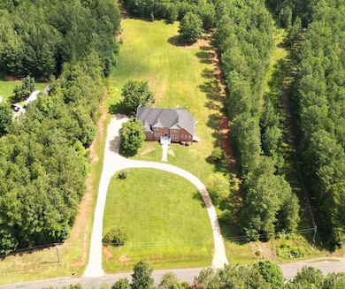 1505 Chestnut Grove Rd, Appomattox, VA 24522 - photo 2