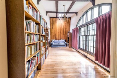 855 Avon Crest Blvd, Schenectady, NY 12309 - photo 4