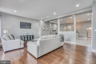 3219 The Alameda, Baltimore, MD 21218 - photo 4