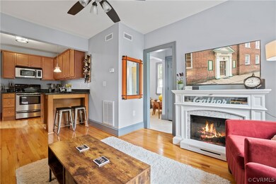 ELECTRIC FIREPLACE