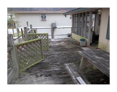 9401 Riverlodge Dr, Moss Point, MS 39562 - photo 3