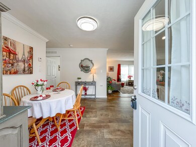 8 Meserve Cir Saco -8