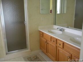 Master Bath-Dual Sinks