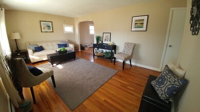 369 Stapleton Rd, Springfield, MA 01109 - photo 2