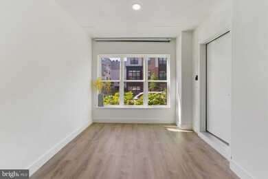 2013 Tysons Ridgeline Rd, Pimmit Hills, VA 22043 - photo 2