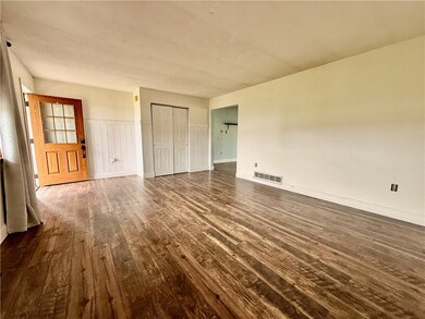 4735 Farnsworth Rd, Marion, NY 14505 - photo 7