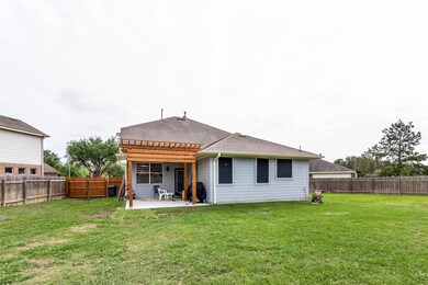 3302 Castle Manor Dr, Spring, TX 77386 - photo 4