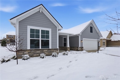 889 Reeder Cir, Dayton, OH 45458 - photo 4