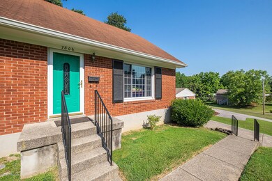 7806 Cecilia Way, Louisville, KY 40219 - photo 2