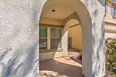 1172 E Buffalo St-5