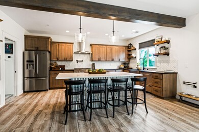 21255 Via Serena Dr, Redding, CA 96003 - photo 7