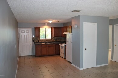5219 Westchase Ct unit 4, Jacksonville, FL 32210 - photo 2