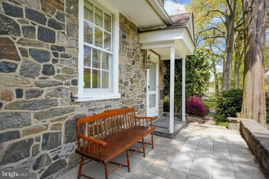 303 Copples Ln, Wallingford, PA 19086 - photo 2