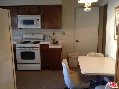 Kitchen/BK area