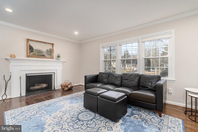 1128 Priscilla Ln, Alexandria, VA 22308 - photo 6