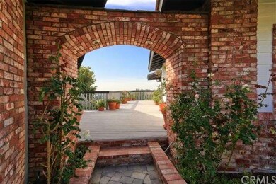 Entrance to front door.