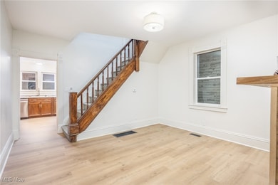 723 N 7th St, Marietta, OH 45750 - photo 6