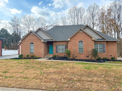 1022 S Ridge Trail, Clarksville, TN 37043 - photo 2