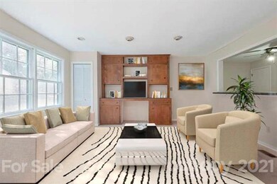 2436 Senior Dr, Charlotte, NC 28216 - photo 2