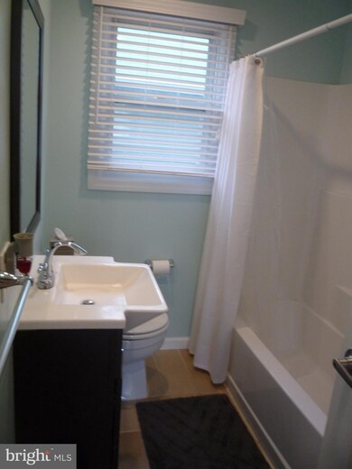 801 Bem St, Riverside, NJ 08075 - photo 6