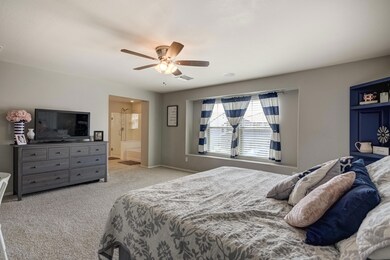 3414 E Riverdale St-39
