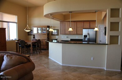 Kitchen_Dining (1024x677)