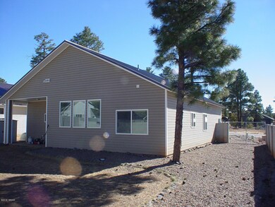 251 N Canyon Loop - Back West side