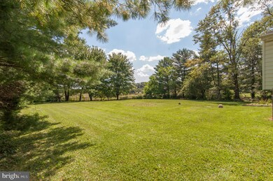 605 Sherry Dr, Sykesville, MD 21784 - photo 6