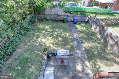 1117 Cedarcroft Rd unit 2ND FLOOR, Baltimore, MD 21239 - photo 2