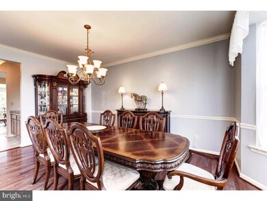 1004 Creekview Dr, Pennsburg, PA 18073 - photo 5