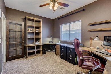 Den-Office