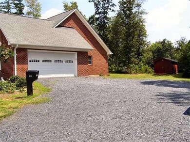 4919 Seagrove Plank Rd, Asheboro, NC 27205 - photo 2