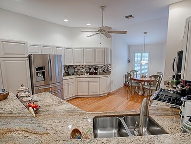 7175 SE 173rd Arlington Loop, The Villages, FL 32162 - photo 5