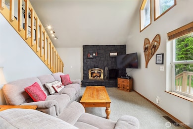 1051 Yellowstone Rd, Snoqualmie Pass, WA 98068 - photo 4