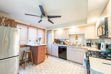 270 Princeton St unit 2, Boston, MA 02128 - photo 4