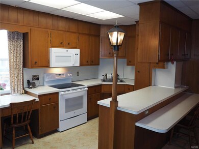 2301 N 1st Ave, Whitehall, PA 18052 - photo 7