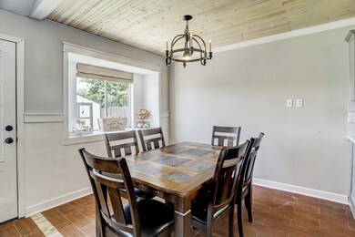 3330 Edgecreek Dr, Houston, TX 77066 - photo 6