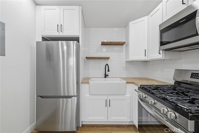 12511 Landale St, Los Angeles, CA 91604 - photo 7