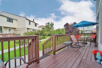 457 Willow Rd E, Staten Island, NY 10314 - photo 6