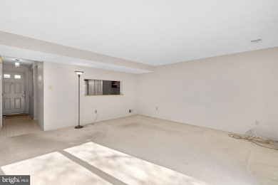 11800 Ashbrook Ct, Germantown, MD 20876 - photo 7