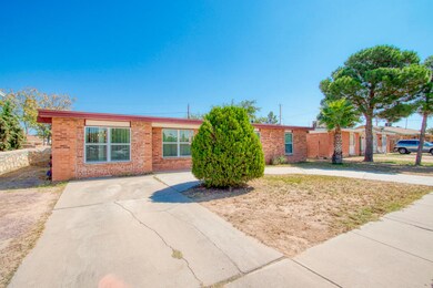 8155 Lomita Dr, El Paso, TX 79907 - photo 3