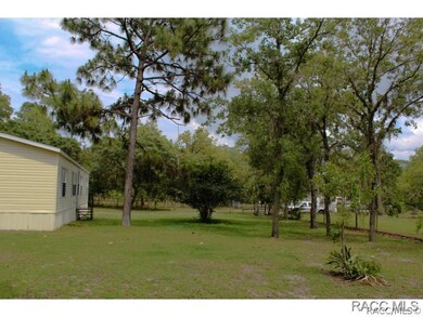 1932 N Watkins Pt  Inverness,