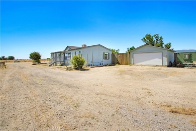 25635 Kargat St, Lancaster, CA 93536 - photo 2