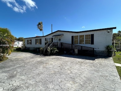 19800 SW 180 Ave, Miami, FL 33187 - photo 2