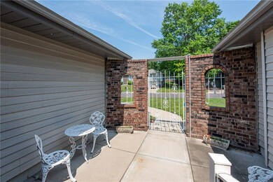 909 NW 12th St, Blue Springs, MO 64015 - photo 7